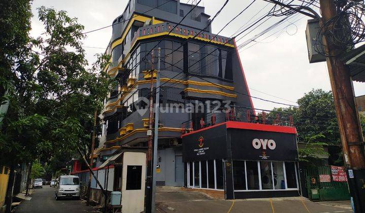 Hotel Oyo 50 kamar tidur di Roxy, Cideng, Jakarta Pusat 1