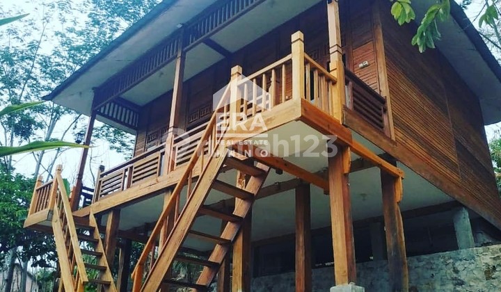 Quick sale Villa (land & building plus furnishings except restaurant equipment and business) in Sawarna Banten, featuring exotic natural beauty. Quick sale Villa (land & building plus furnishings except restaurant equipment and business) in Sawarna Banten, featuring exotic natural beauty.