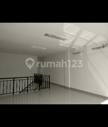 Ruko di Summarecon Bdg 1