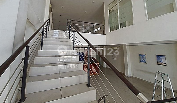 Ambyar Drop 1.5 M - Suitable for Offices, Banks, Dealers, Doctor's Clinics - 2-Storey Office Building on Raya Krian, Sidoarjo Ambyar Drop 1.5 M - Suitable for Offices, Banks, Dealers, Doctor's Clinics - 2-Storey Office Building on Raya Krian, Sidoarjo