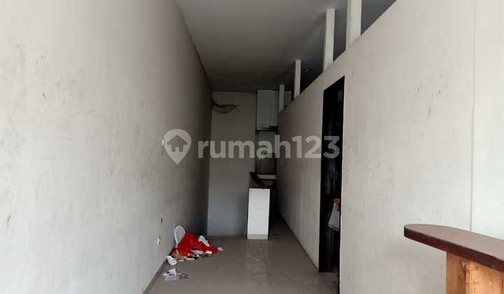 Ruko di sayap Taman Kopo Indah 1