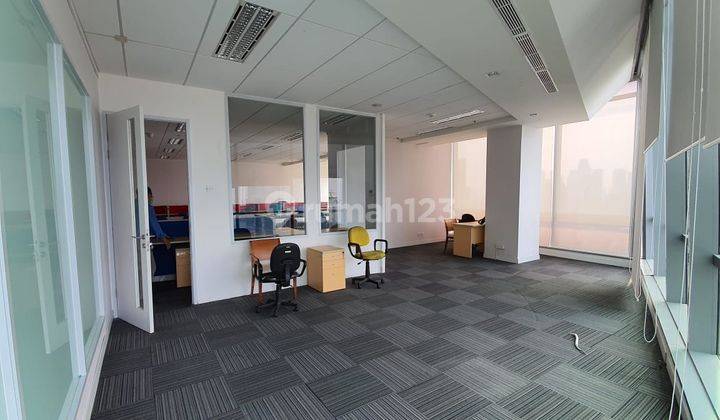 Office Space di Satrio Tower Kuningan, Luas Mulai 207sqm 300m 1