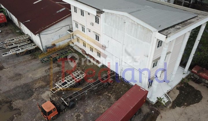 Gudang di Kaligawe , Semarang ( Tt 2010 ) 2