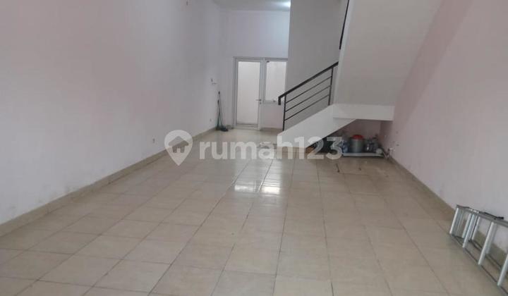 7cs Paramount shop house for your business! 2