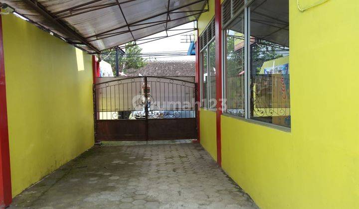 Rumah Toko dan Tempat Tinggal 2