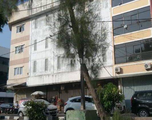 3 unit ruko di Jalan Lingkar Luar Cengkareng 1