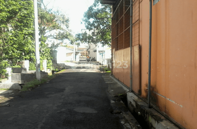 Gudang siap pakai di Purwokerto 2