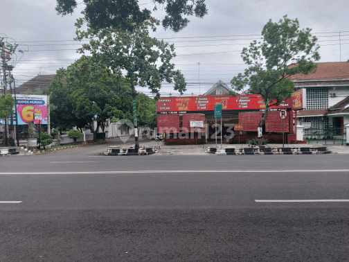 Ruang Usaha Strategis Jalan Sukowati Sragen 1