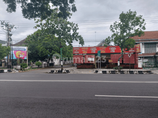 Ruang Usaha Strategis Jalan Sukowati Sragen 2