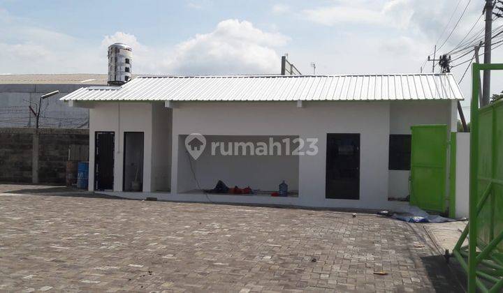 Gudang LT 3123 m² LB 1700 m² di Pergudangan Margomulyo Indah 2