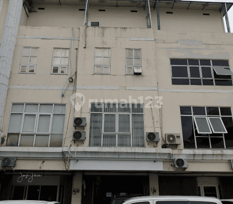 Ruko crown palace 1