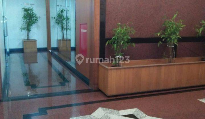 GEDUNG KANTOR STRATEGIS at Jl RP SOEROSO, MENTENG, JAKPUS 2