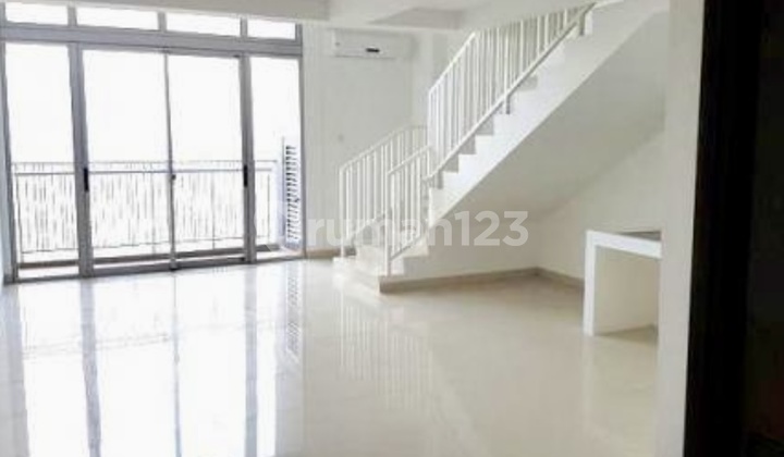 Murah Soho Residences Tipe Avenue (96,96 M²) Unfurnished, Best View, Only 70 Juta/tahun, Central Park, Jakarta Barat Murah Soho Residences Tipe Avenue (96,96 M²) Unfurnished, Best View, Only 70 Juta/tahun, Central Park, Jakarta Barat