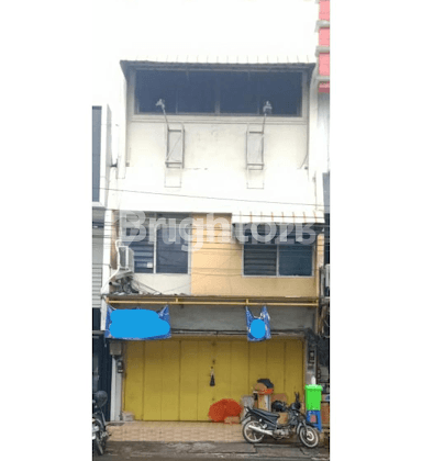 TENGAH KOTA DEPAN PASAR PUSAT DAGANG 1