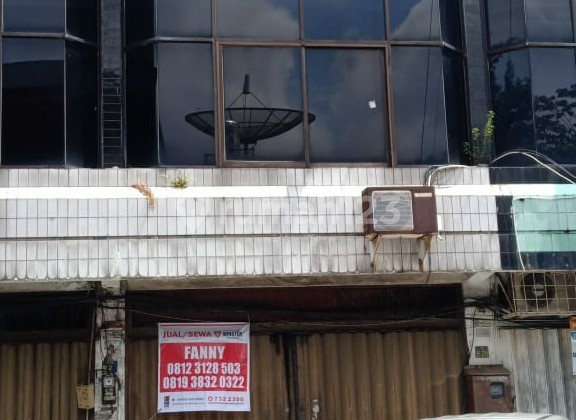 Ruko Raya Ambengan 1