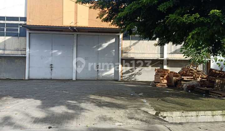 Gudang di Komplek Pergudangan Kamal Bisnis Center Bebas Banjir