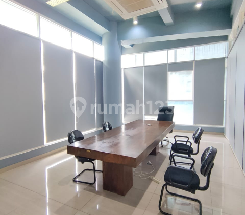 an Gedung 3 lantai Hegarmanah