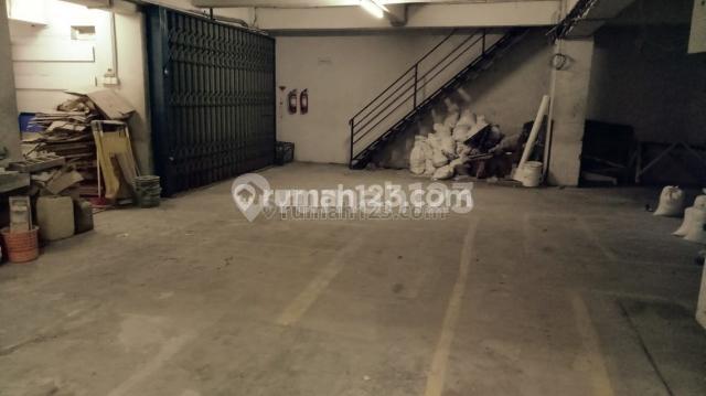 Gedung Bagus 5 Lantai di Pejaten, Jakarta Selatan 2