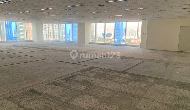 492m2 Centenial Office Tower 1