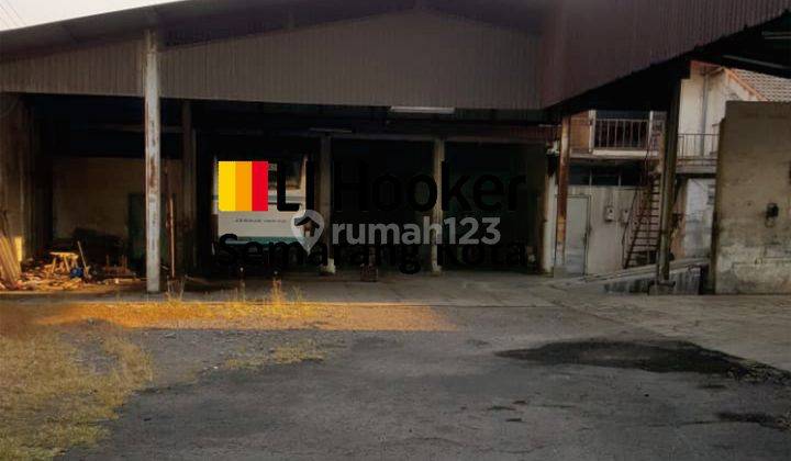 Gudang siap pakai di jalan Majapahit (HLI) 1