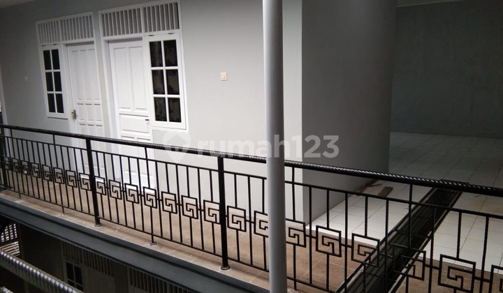 Kost Depok LT 200 LB 380 Siap NEGO! RAPIHHH