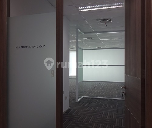 Office Space Sahid Sudirman Centre, Partitioned, 161sqm Office Space Sahid Sudirman Centre, Partitioned, 161sqm