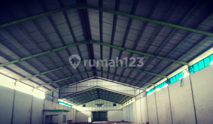Cheap Factory/Warehouse with Industrial Permit in Kediri