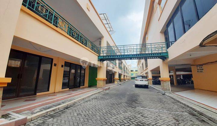 Perkantoran Segi 8 Blok D Siap Pakai 2
