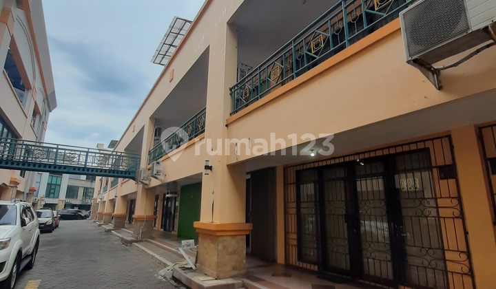 Perkantoran Ruko Segi 8 Blok D Siap Pakai