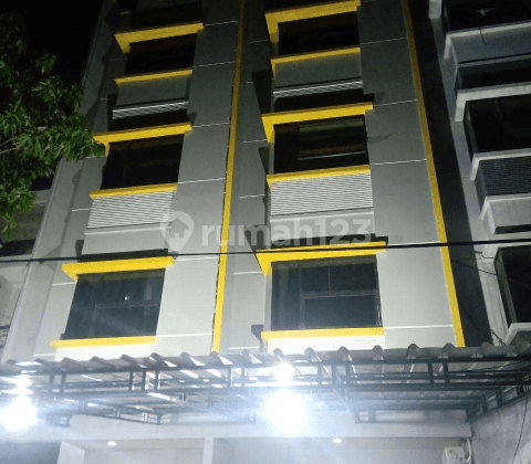 KOST KARYAWAN MEWAH SEPERTI HOTEL / APARTEMEN,  Jakarta barat. 2