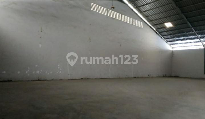 Gudang besar 2000m hrg miring di Gatsu 1