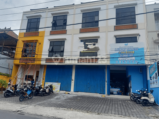 3 Storey Shop, side of the main road of Gunung Lempuyang 1