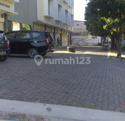 New Shop House Ready to Occupy 1