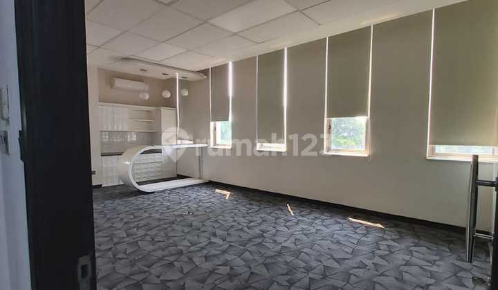 Strategic Office in Daan Mogot