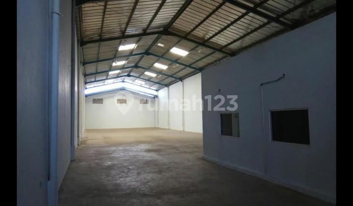 Warehouse Ready for Business in Taman Tekno BSD