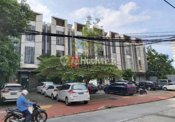 Ruko 3.5 Lantai Di Cempaka Putih Tengah Area Jakarta Pusat 1