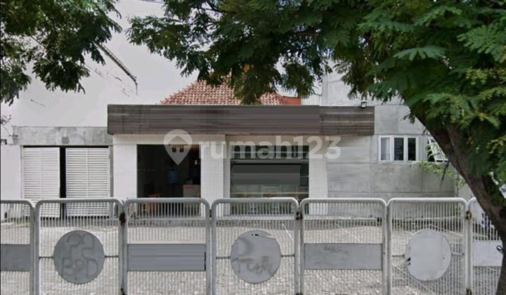 Ready-to-Occupy House on Jl. Pandanaran, Semarang 1