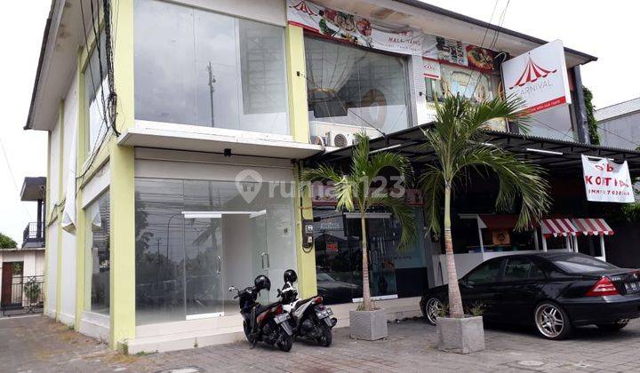 4 Ruko Utama Jalan Dewi Sri Kuta 1