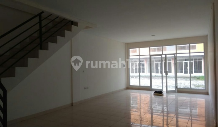 Ruko baru strategis di jln raya ciangsana dpn Vila Lima