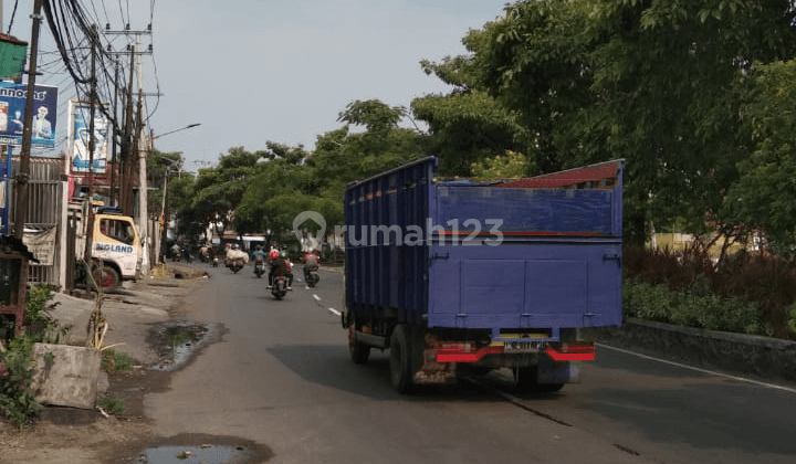 Gudang Strategis Raya Sukomanunggal Dekat Akses Tol 2