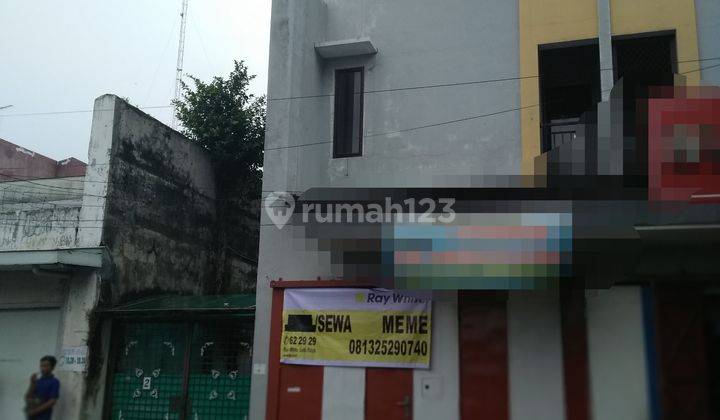 Ruko tengah kota Solo dekat Klewer 1