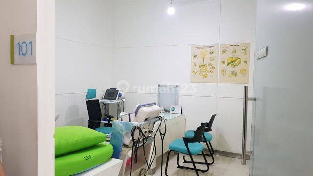 Ruko kecantikan/ Medical Clinic 1