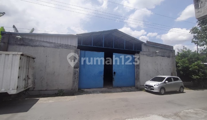 GUDANG siap PAKAI di Langenharjo dekat Solobaru