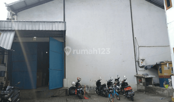 Gudang strategis pinggir jalan di batusari tangerang 1