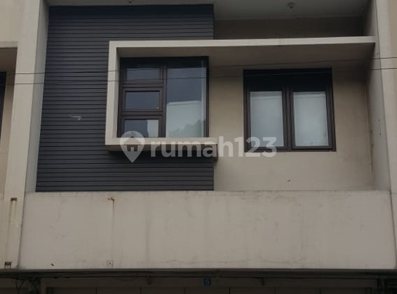 Ruko Gabikin Rugi di Adhyaksa Raya, Buah Batu Ruko Gabikin Rugi di Adhyaksa Raya, Buah Batu