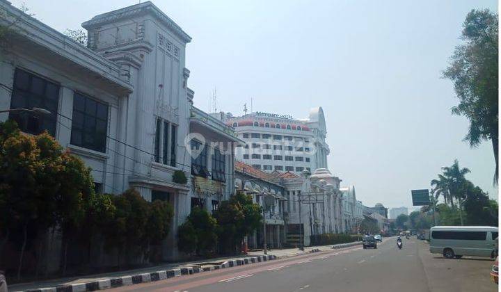 Gedung Kantor Tua di Kali Besar Tambora, Jakarta Barat 2