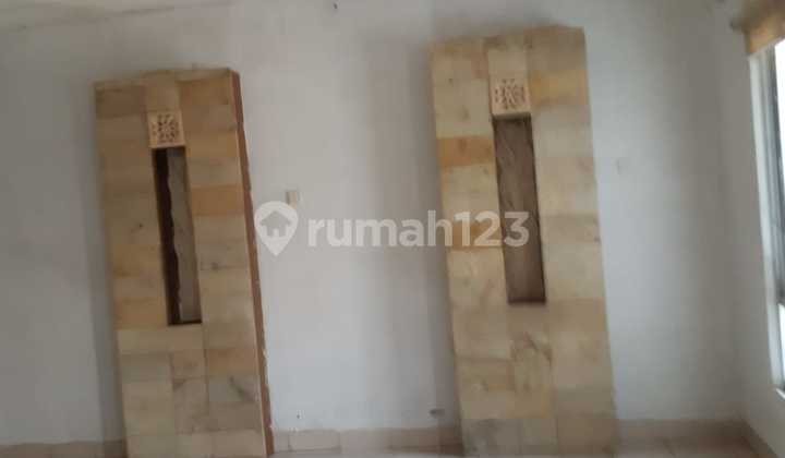 2-Story Shop House by the Road in Cinere 2