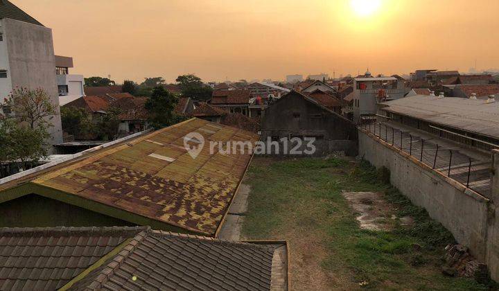 Gudang Luas dengan Bangunan Ruko di Kiaracondong Bandung 1