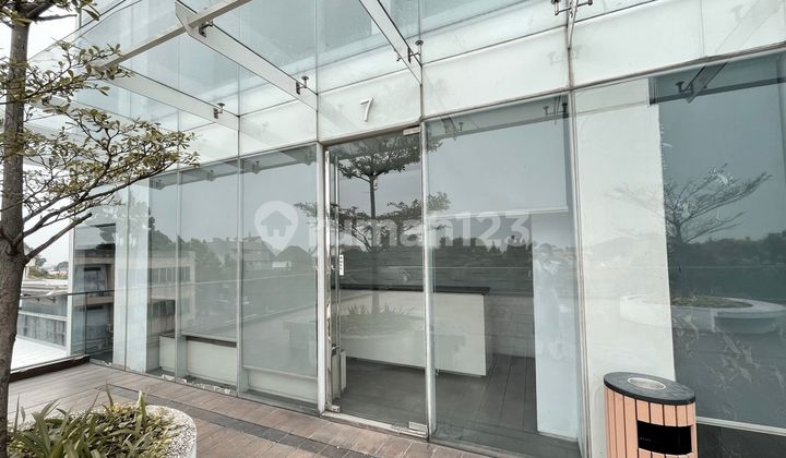 Ready-to-use office space on Deplu Raya.