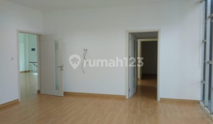 Gedung Kantor luas Gedung Kantor luas